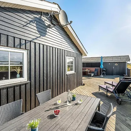 Hvide Sande 24 Semesterbostad *